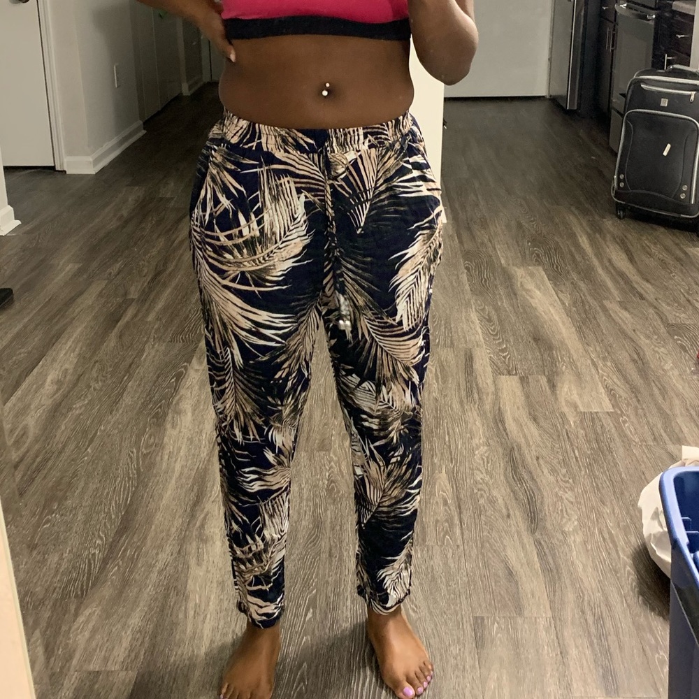 Light Floral Pant